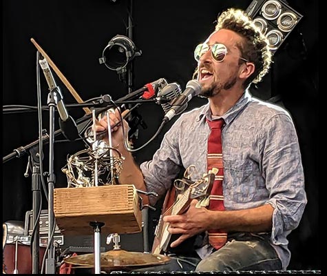The Suitcase Junkt